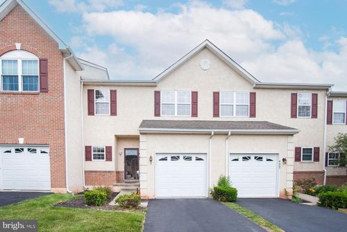 4009 Hoffman Ct, COLLEGEVILLE, PA, 19426-4803 | Card Image