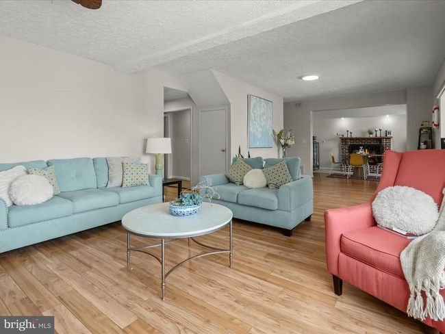 2304 Poplar Rd, House other with 4 bedrooms, 4 bathrooms and null parking in Baltimore MD | Image 9