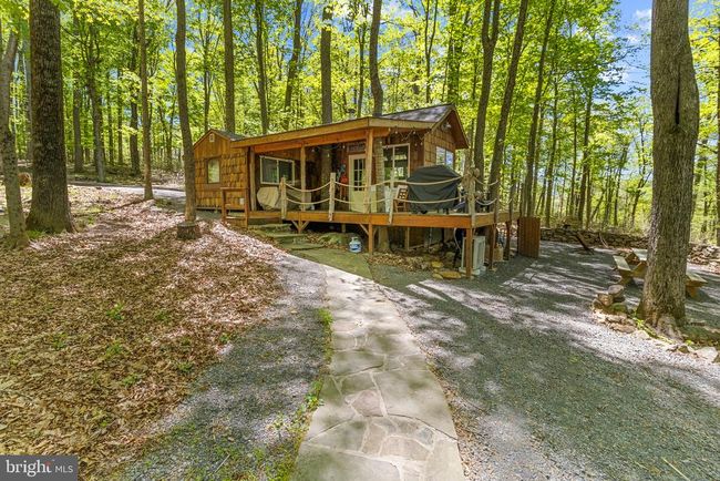 326 Preacher Ln, House other with 1 bedrooms, 1 bathrooms and null parking in Great Cacapon WV | Image 7