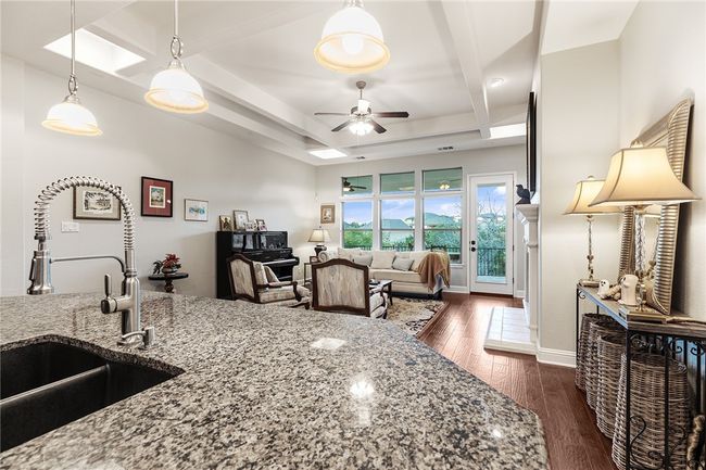201 Glenfiddich Ln, House other with 4 bedrooms, 3 bathrooms and 4 parking in Lakeway TX | Image 12