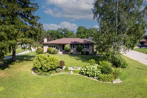 115 Hull Rd, Strathroy, ON, N7G2B7 | Card Image