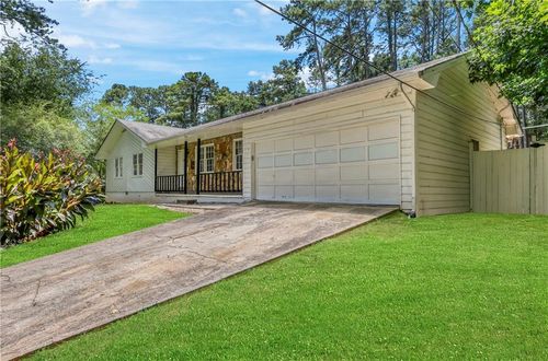 3185 Village Glen Trl, Snellville, GA, 30039-4662 | Card Image