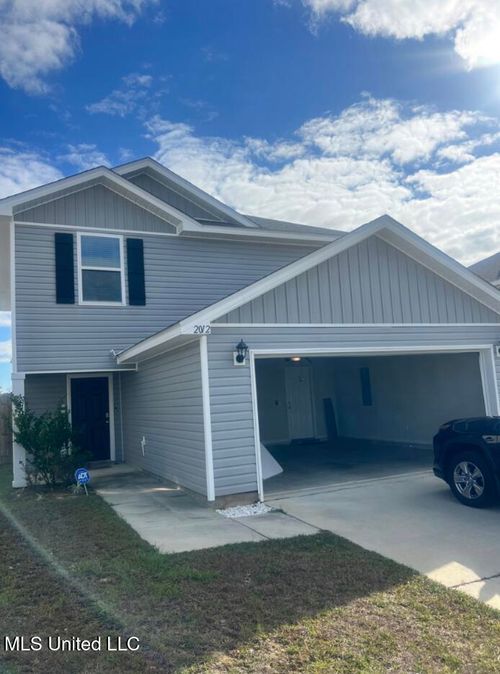 2012 Magazine St, Ocean Springs, MS, 39564-3635 | Card Image