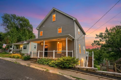 616 Globe Ave, Morgantown, WV, 26501-6808 | Card Image