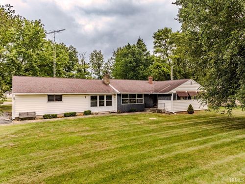 51 E Graceland Heights Dr, Hagerstown, IN, 47346-1403 | Card Image