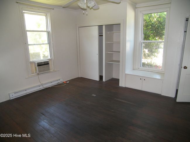 223 E Railroad St, Home with 2 bedrooms, 2 bathrooms and null parking in Spring Hope NC | Image 9