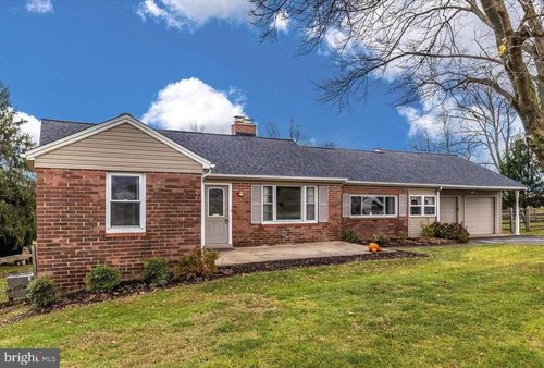 10703 Fingerboard Rd, IJAMSVILLE, MD, 21754-9213 | Card Image