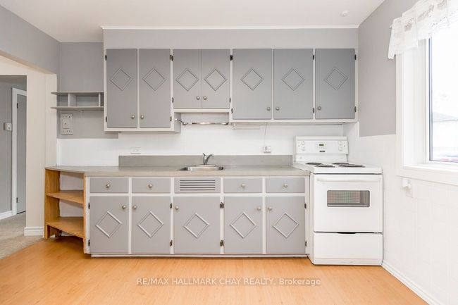 62 Hoover Cres, House other with 3 bedrooms, 2 bathrooms and 6 parking in Orillia ON | Image 9