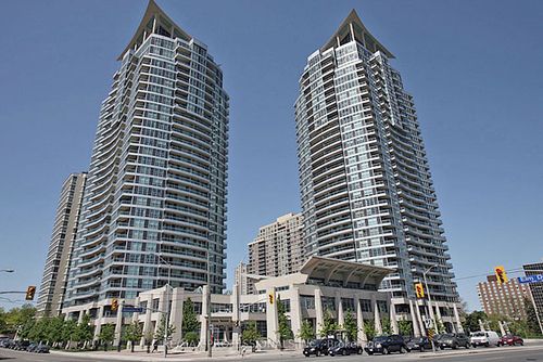 708-33 Elm Dr W, Mississauga, ON, L5B4M2 | Card Image