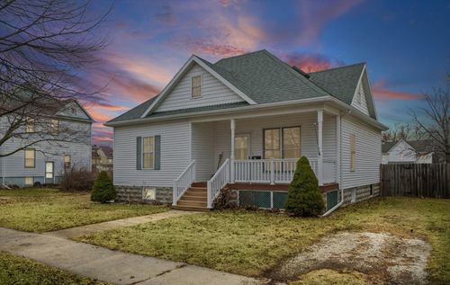 319 E Orleans St, Paxton, IL, 60957-1511 | Card Image