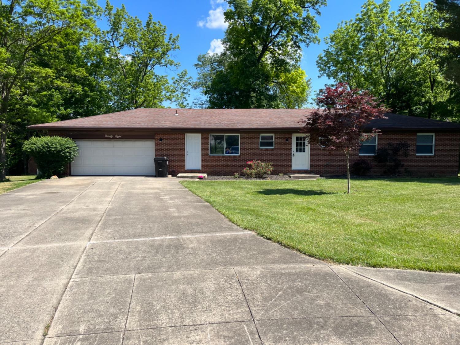 Rita Pl, Wilmington, OH 45177