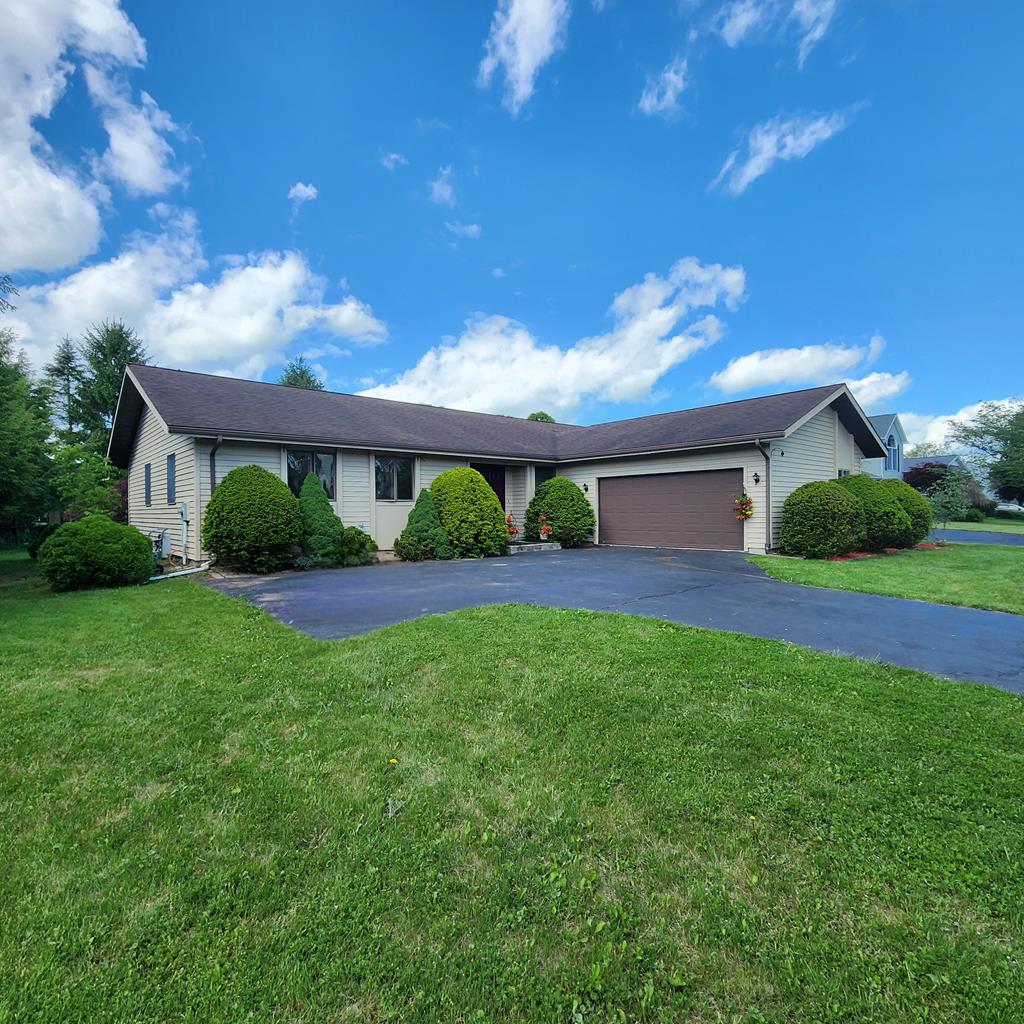 Belwood Dr, Horseheads, NY 14845
