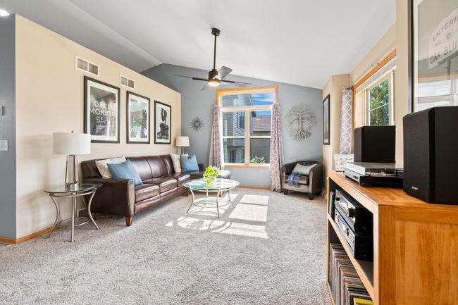 301 Melissa Lane, Home with 3 bedrooms, 3 bathrooms and null parking in Cottage Grove WI | Image 19