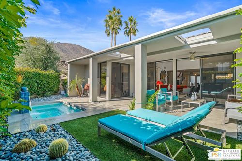147 E Perlita Cir, Palm Springs, CA, 92264-9386 | Card Image