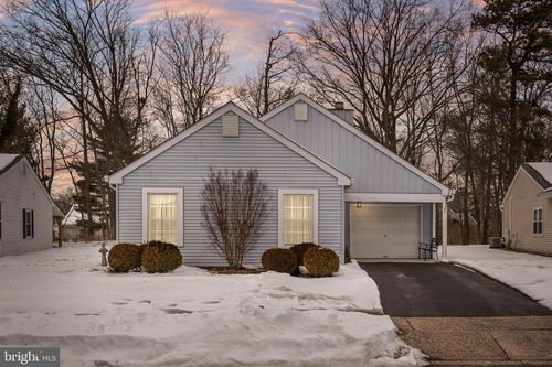 77 Sheffield Pl, Southampton, NJ, 08088-1306 | Card Image