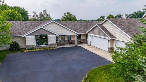 2248 Edgewood Dr, Detroit Lakes, MN, 56501-4738 | Card Image