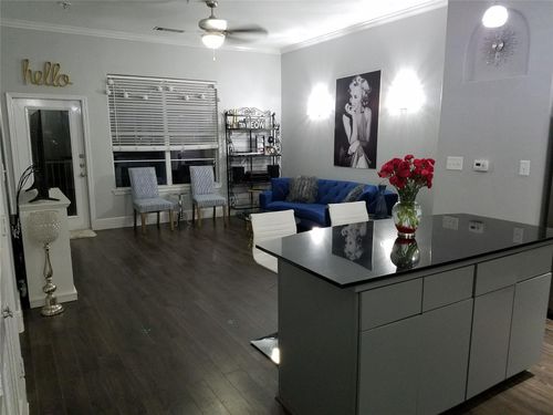 unit-303-1441 East St, Houston, TX, 77007-3741 | Card Image