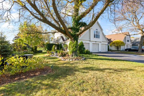 1376 Longacre Ln, Wheeling, IL, 60090-5932 | Card Image