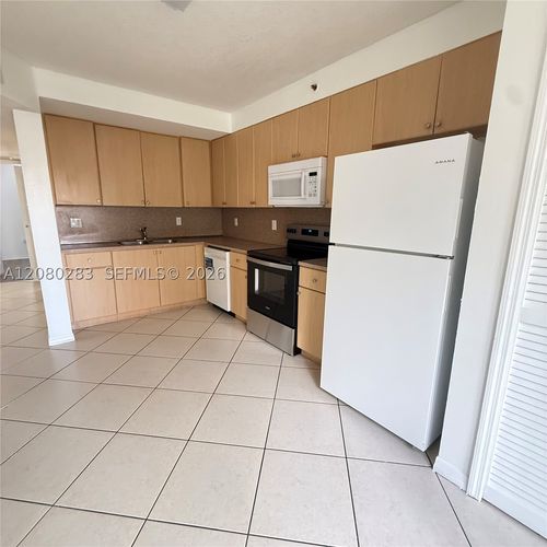 105-22931 Sw 88th Pl, Cutler Bay, FL, 33190-2034 | Card Image