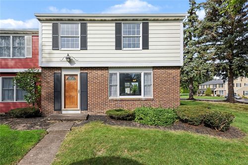 37 Summit Knolls Dr, Webster, NY, 14580-2847 | Card Image