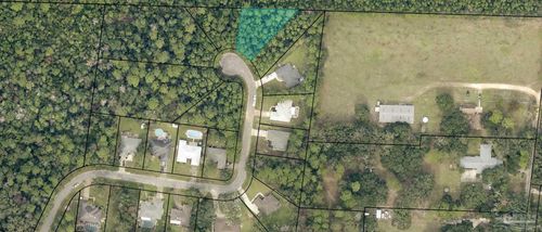 4745 Henry Wilson Creek Dr, Milton, FL, 32583-8463 | Card Image