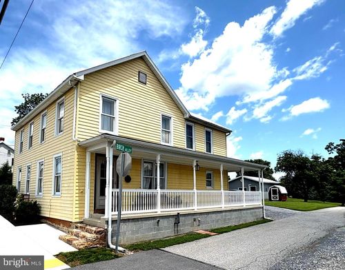 1 N High St, NEWBURG, PA, 17240-8100 | Card Image