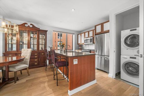 3e-3585 Greystone Ave, Bronx, NY, 10463-2268 | Card Image