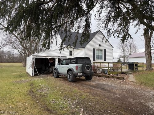 888 Beal Road, Mansfield, OH, 44905 | Card Image