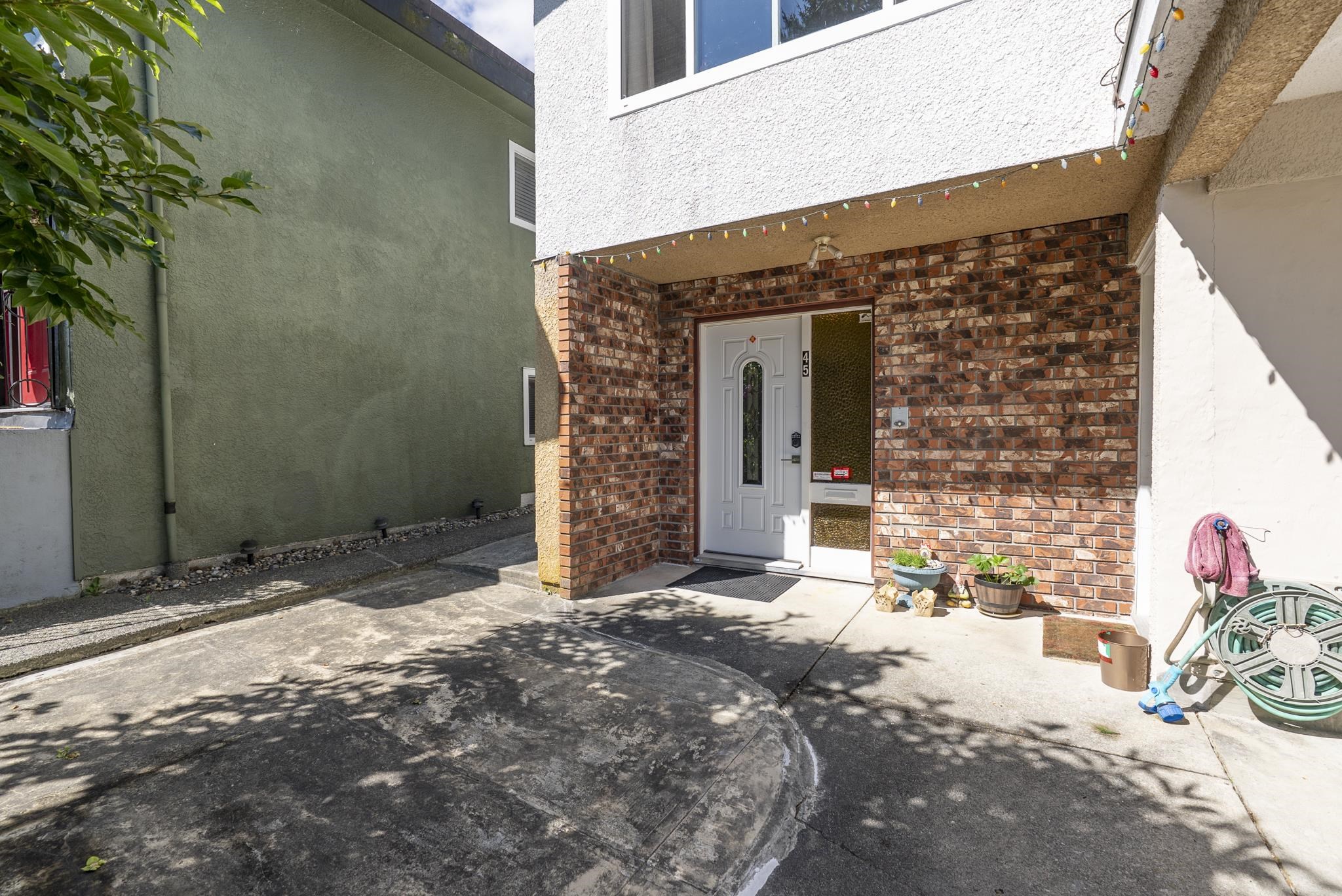 Residential in Burnaby 4