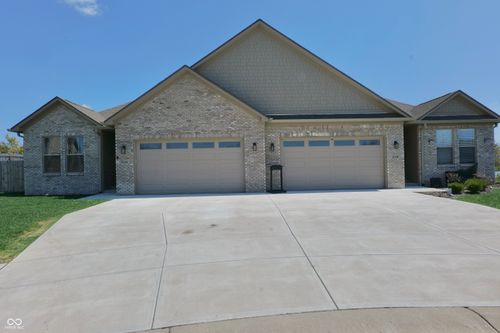 2144 Connie Ct, Franklin, IN, 46131-7353 | Card Image