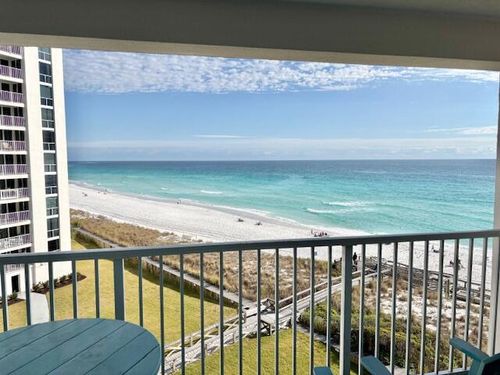2064-900 Gulf Shore Dr, Destin, FL, 32541-3200 | Card Image