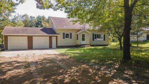E2059 N Westgate Acres Road, Farmington, WI, 54981 | Card Image
