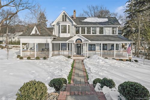 227 Prospect Ave, Sea Cliff, NY, 11579-1055 | Card Image