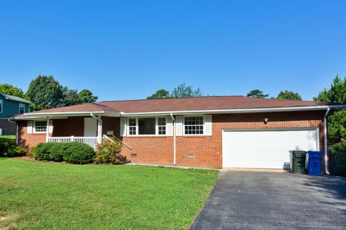 1225 Panorama Dr, Chattanooga, TN, 37421-4032 | Card Image