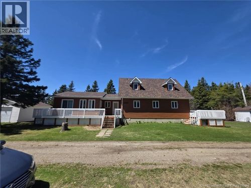 7997 St-Paul St, Bas Caraquet, NB, E1W6C3 | Card Image