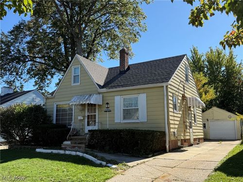 5931 Traymore Avenue, Brooklyn, OH, 44144 | Card Image