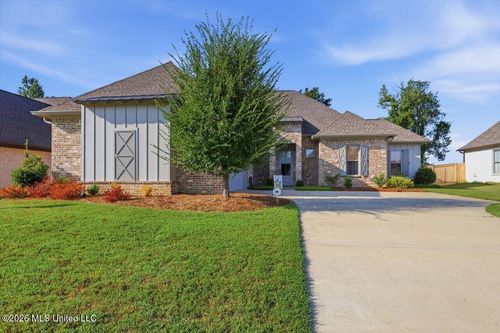 445 Brazos Dr, Brandon, MS, 39047-7011 | Card Image