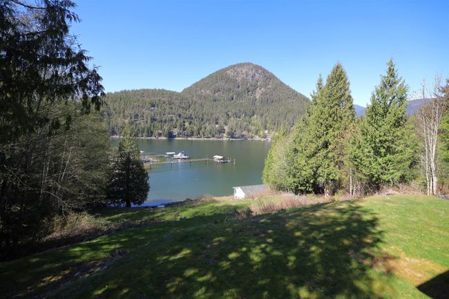 12815 Sunshine Coast Highway, House other with 3 bedrooms, 2 bathrooms and null parking in Madeira Park BC | Image 21
