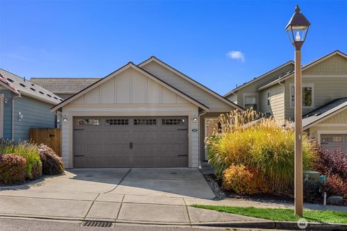 410 Ne Hazelberry Ct, Poulsbo, WA, 98370-4520 | Card Image