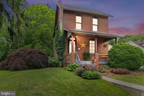 220 S 8th St, NORTH WALES, PA, 19454-2911 | Card Image