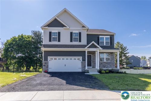 2153 Isabel Ln, Allentown, PA, 18103-5553 | Card Image