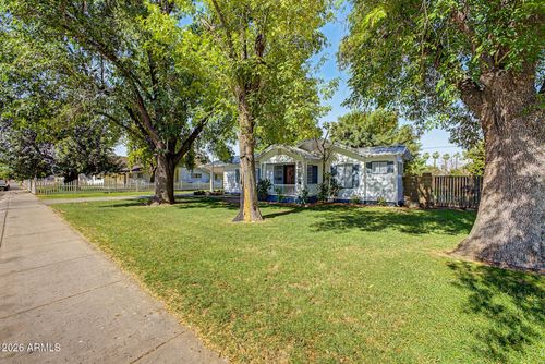 7539 N 59th Ln, Glendale, AZ, 85301-7804 | Card Image