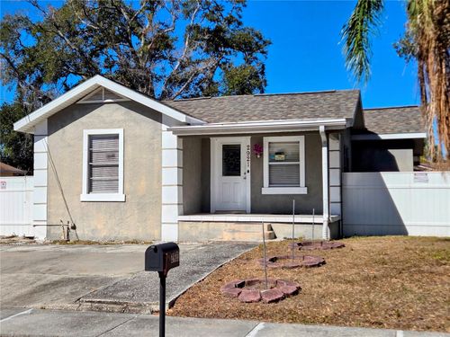 2921 W Walnut St, TAMPA, FL, 33607-3205 | Card Image