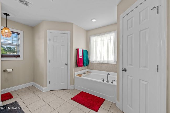 101 Falcon Landing Ct, House other with 3 bedrooms, 2 bathrooms and 3 parking in New Bern NC | Image 17