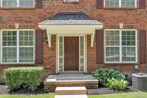 41590 Mitchell Rd, Novi, MI, 48377-2896 | Card Image