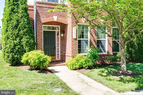 43698 Chicacoan Creek Sq, LEESBURG, VA, 20176-6544 | Card Image