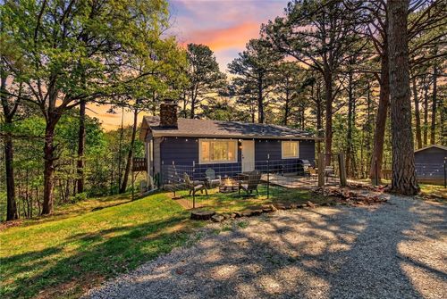 1 Stadium Rd, Eureka Springs, AR, 72632-8822 | Card Image