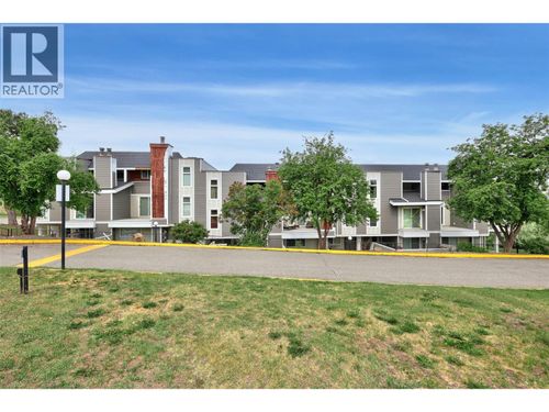 23-1435 Summit Dr, Kamloops, BC, V2E1S4 | Card Image