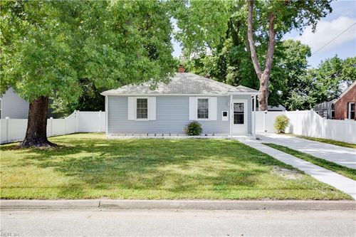 2833 Ryland Rd, Hampton, VA, 23661-2021 | Card Image