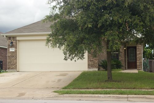 7304 S Glenn St, Austin, TX, 78744-1707 | Card Image